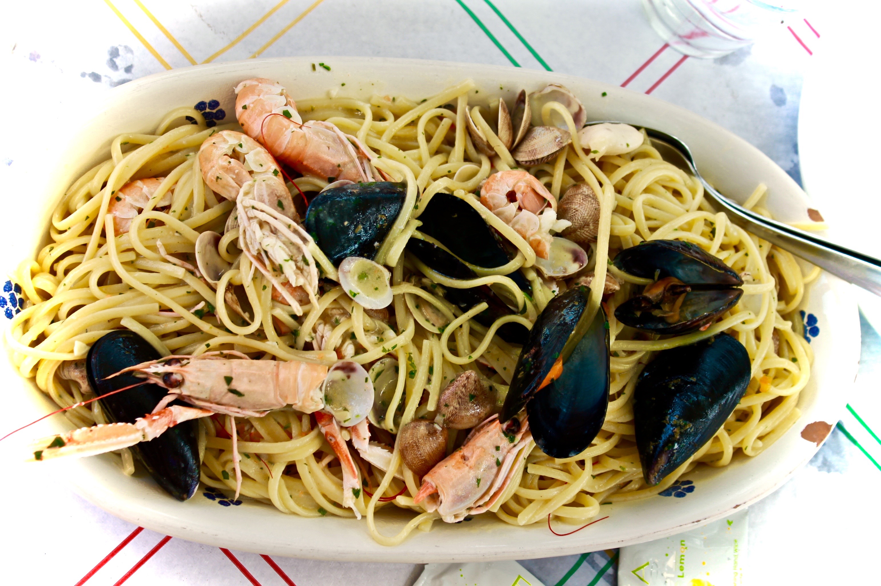 Spaghetti allo Scoglio in bianco (Seafood Spaghetti – no tomato)